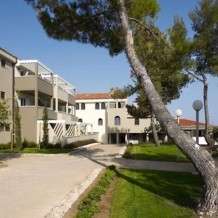 Park Plaza Verudela Курортный комплекс 4*