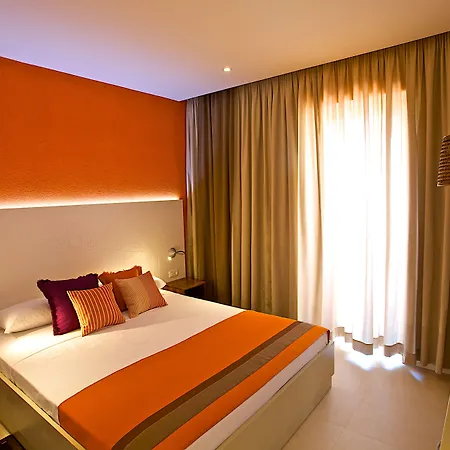 Ośrodek wypoczynkowy Park Plaza Verudela 4*