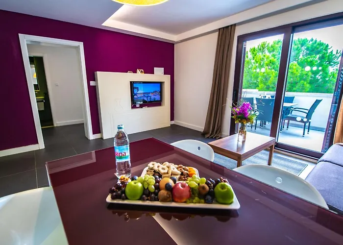 파크 플라자 베루델라 풀라