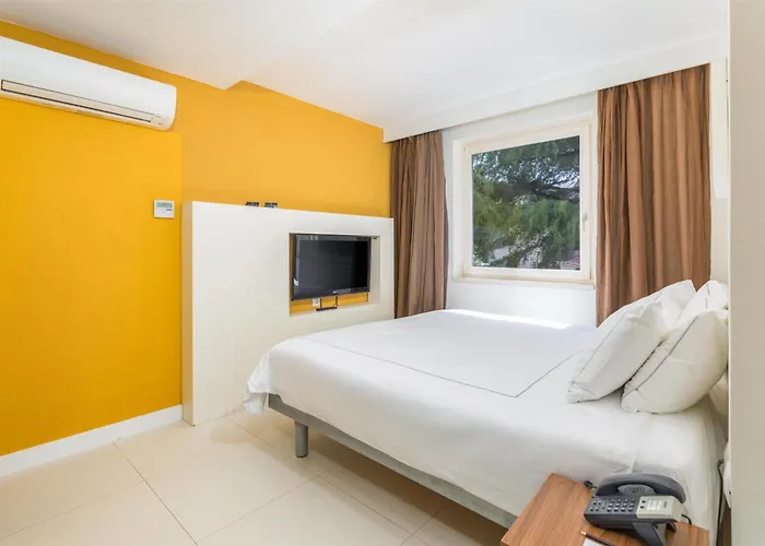 리조트 파크 플라자 베루델라 4*