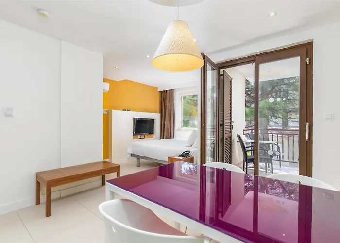 리조트 파크 플라자 베루델라 풀라