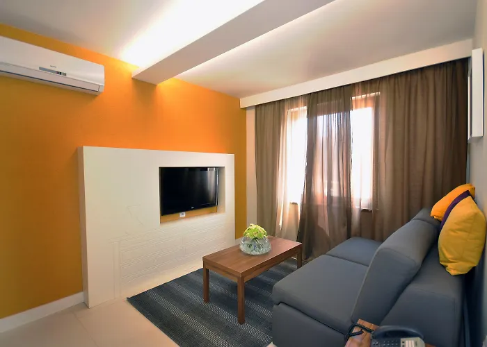 파크 플라자 베루델라 풀라