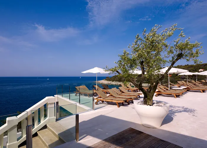 파크 플라자 베루델라 리조트 풀라