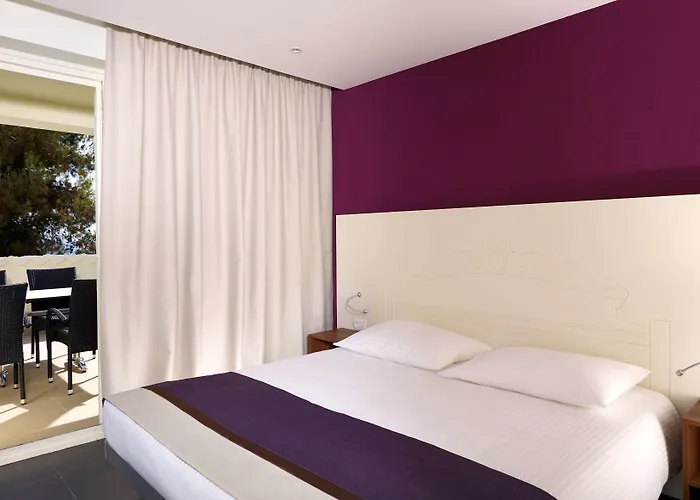 파크 플라자 베루델라 4*